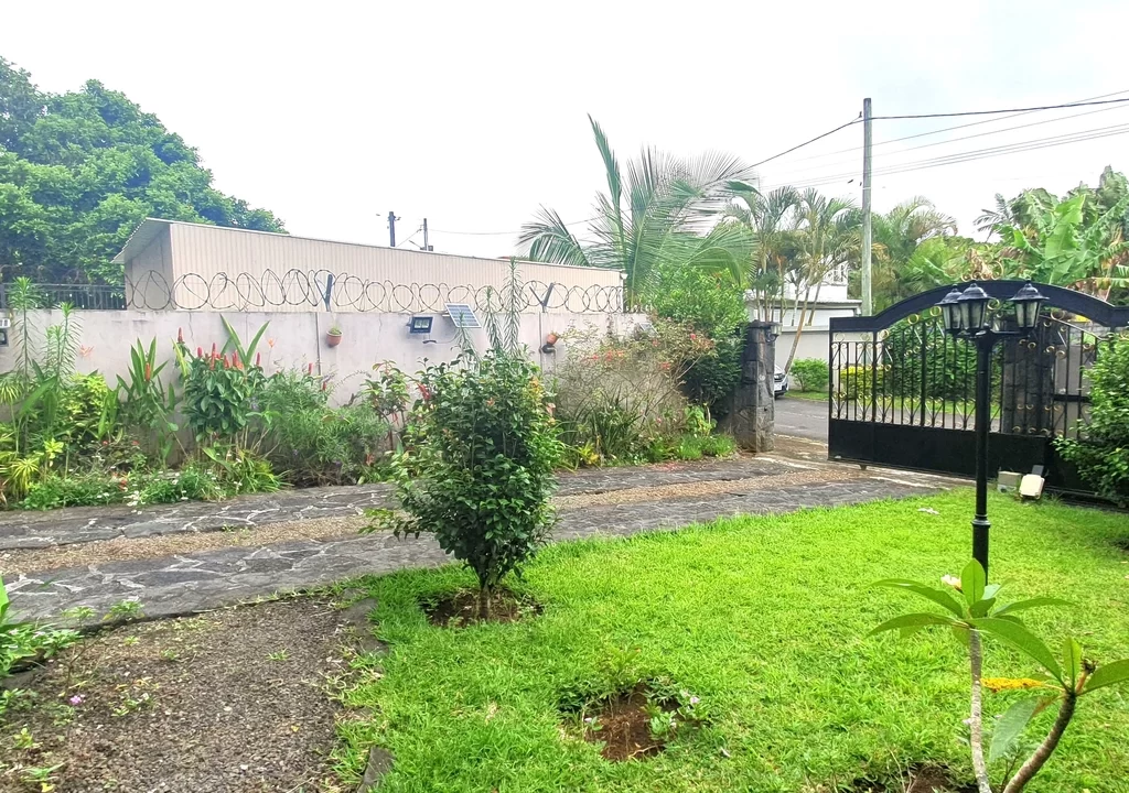 House for sale in HIGHLANDS 11