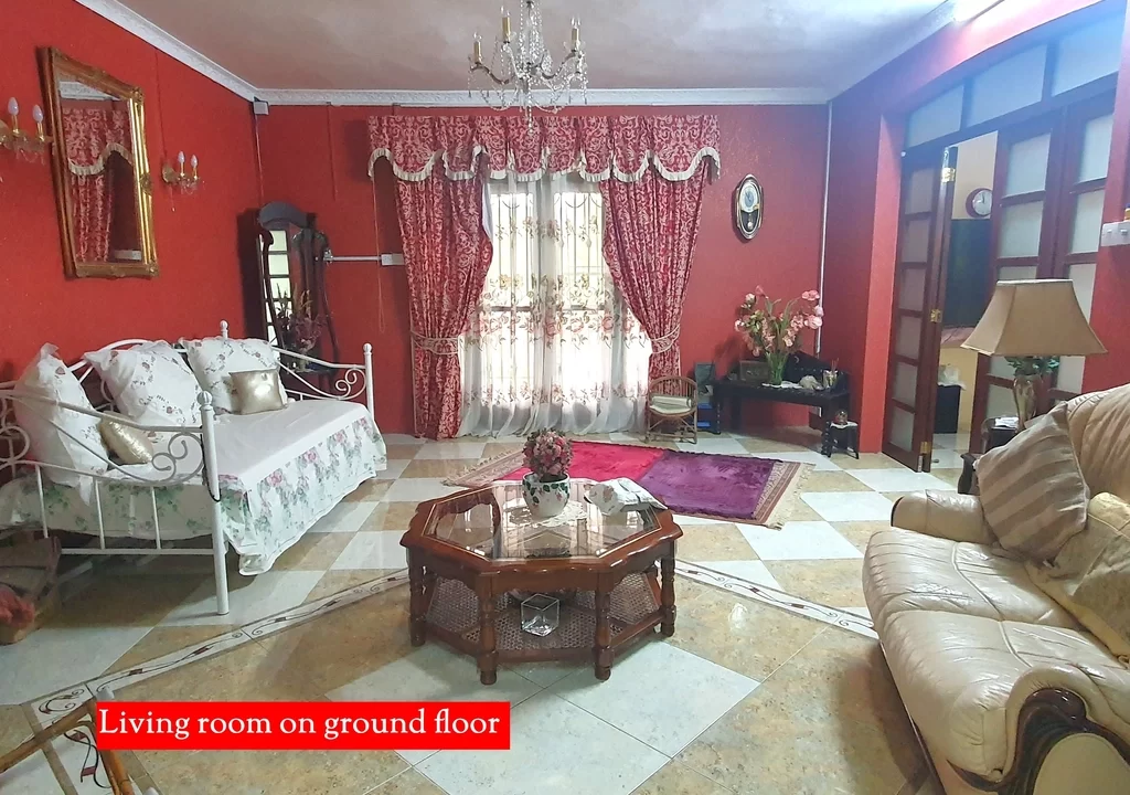 House for sale in HIGHLANDS 4