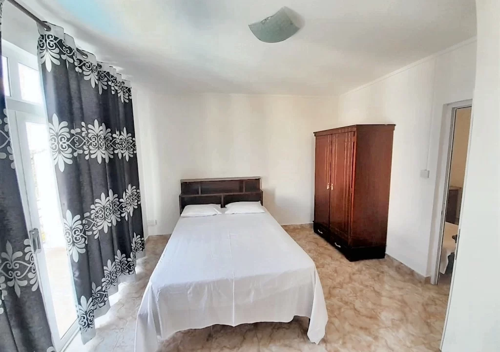 Furnished two bedrooms duplex for rent in Albion 4