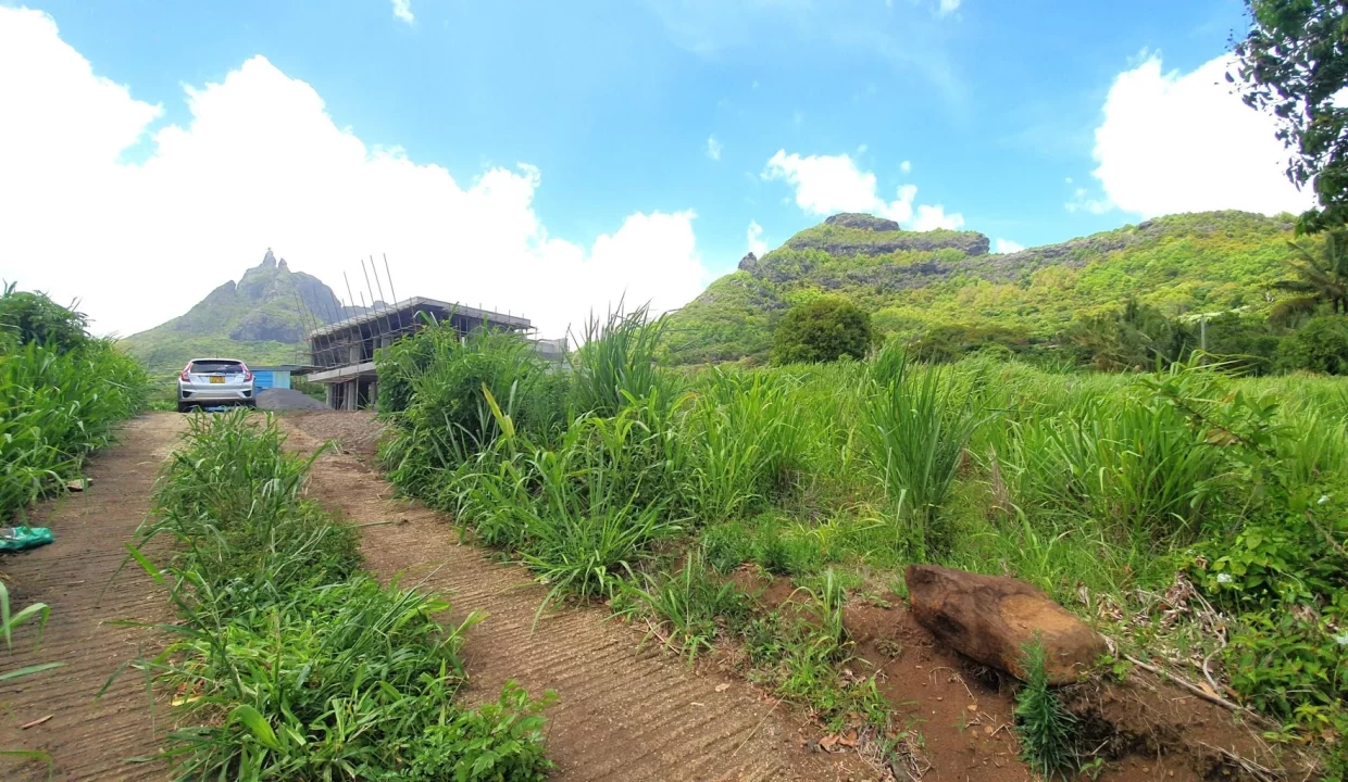 51 Perches Residential Land for Sale – Creve Coeur 10