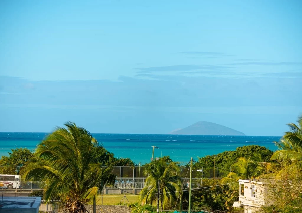 Big Family Villa for sale in Grand-Gaube 2