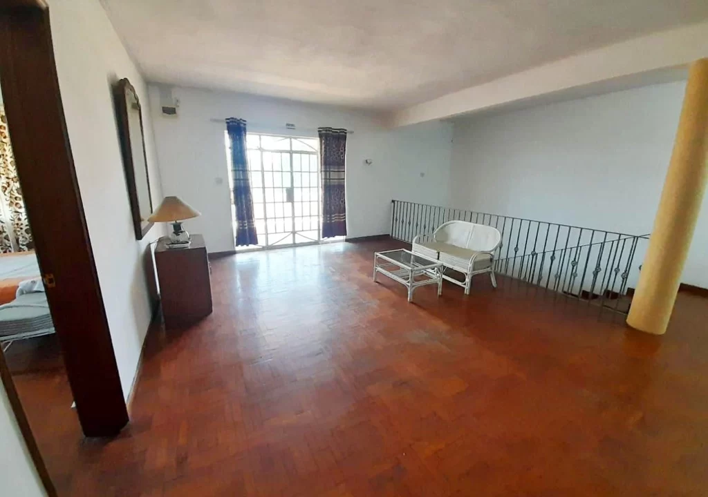 Spacious 4-Bedroom House For Sale In Prime Cap Malheureux 1