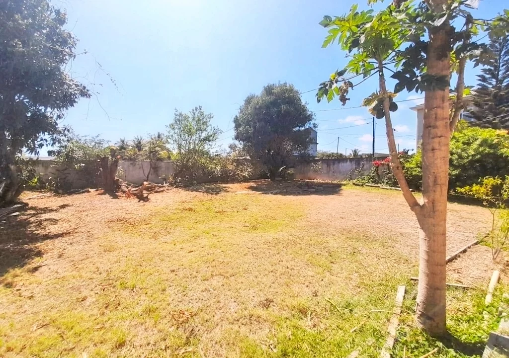 Spacious 4-Bedroom House For Sale In Prime Cap Malheureux 12