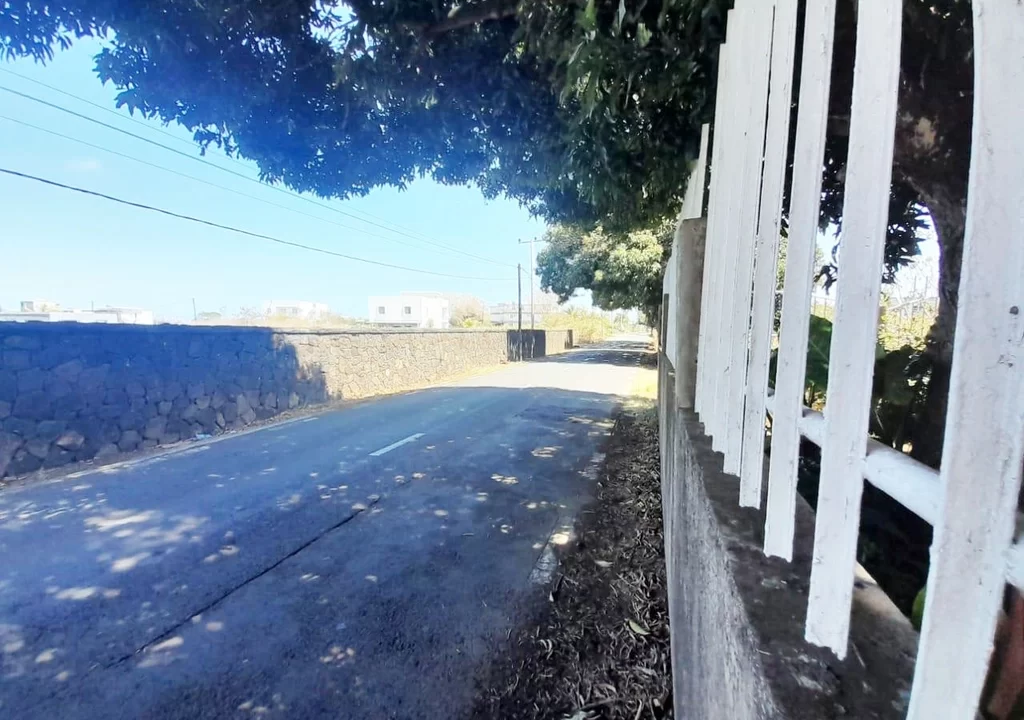 Spacious 4-Bedroom House For Sale In Prime Cap Malheureux 2