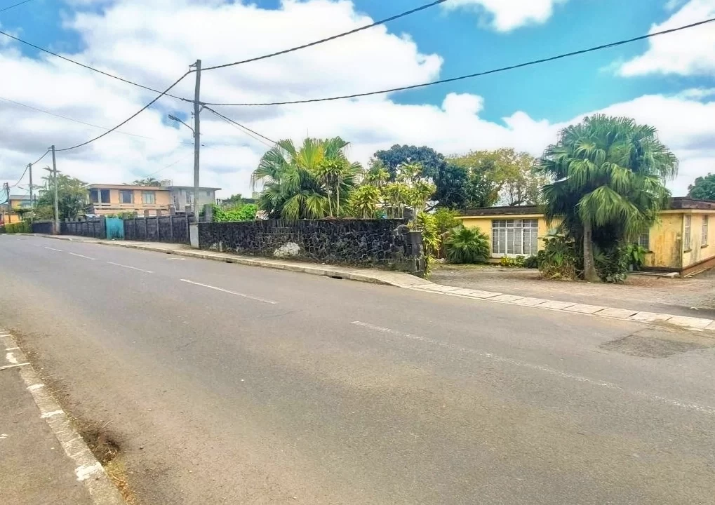 Residential land for sale in Forest Side, Curepipe 4