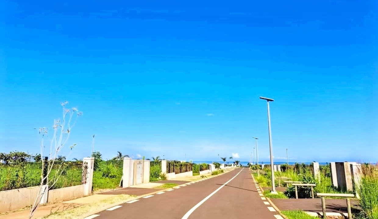 MAGENTA PARKSIDE – Residential Land for Sale - FLIC EN FLAC 3