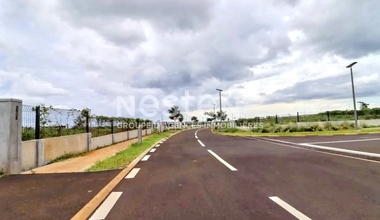 MAGENTA PARKSIDE – Residential Land for Sale - FLIC EN FLAC 7