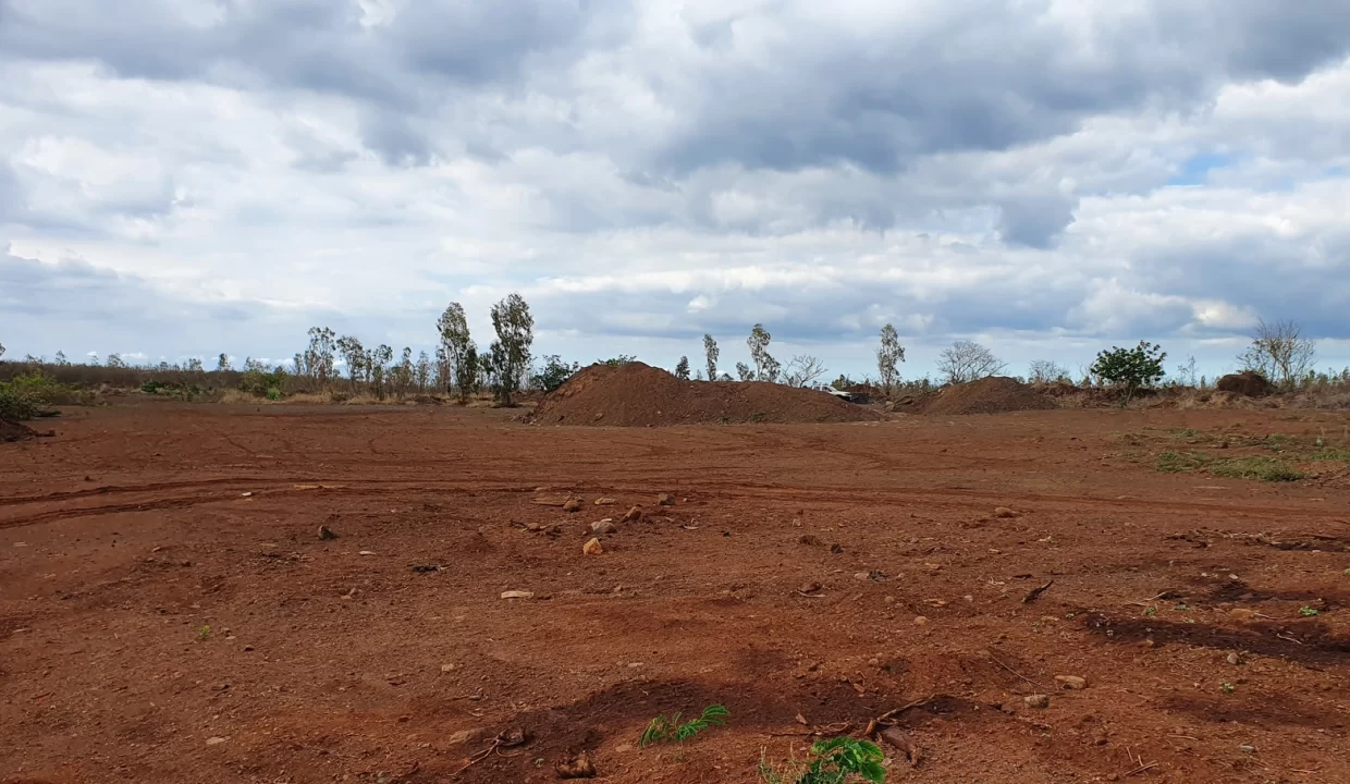 Residential Land for Sale – 100 Perche(s), Albion, West 6