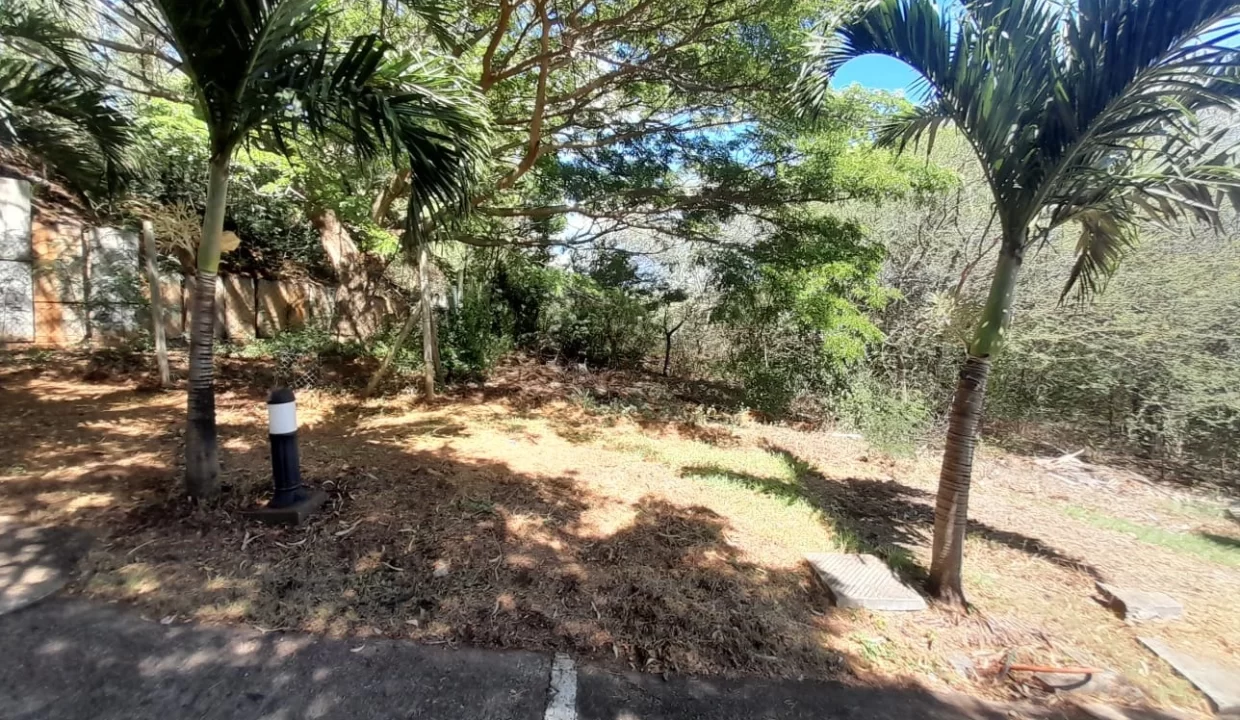 Residential Land for Sale – Domaine St Louis, Pailles 5