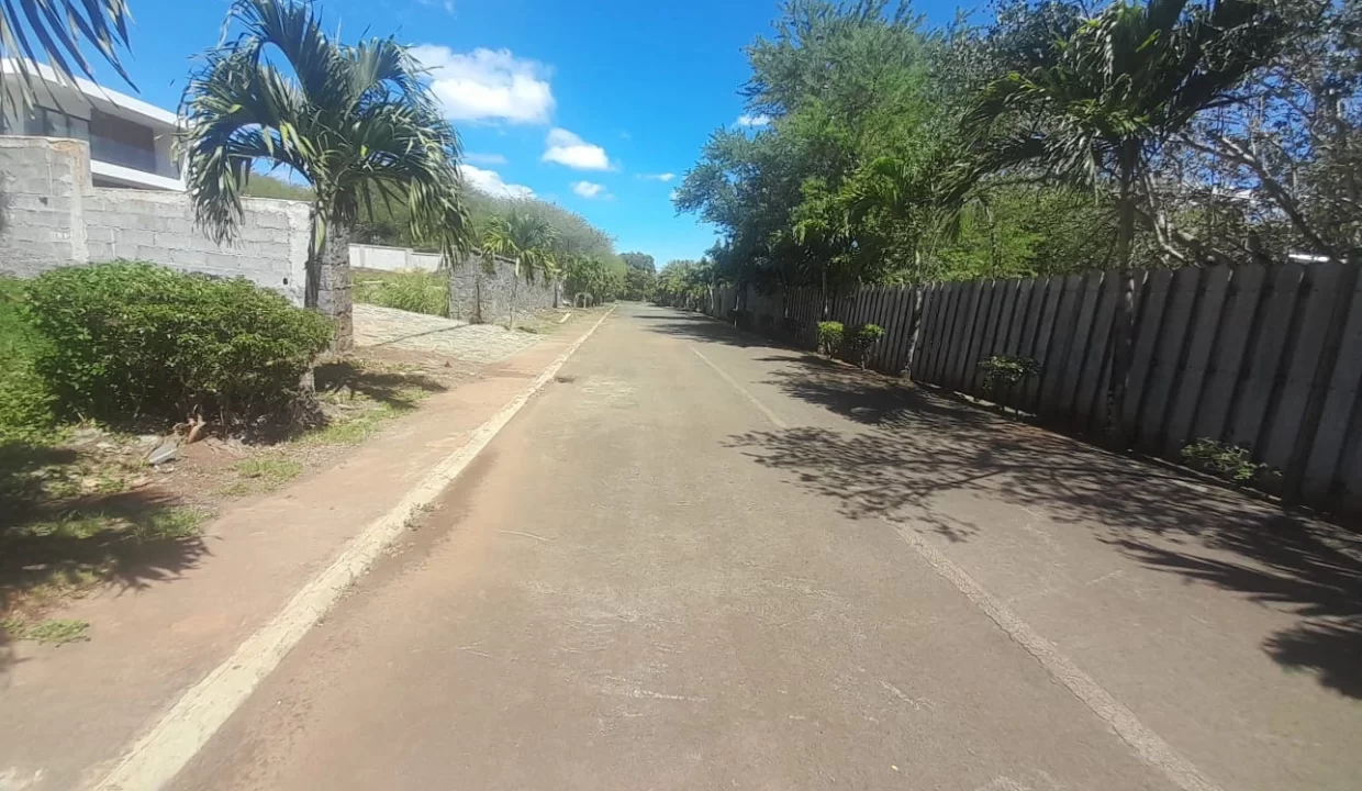 Residential Land for Sale – Domaine St Louis, Pailles 7