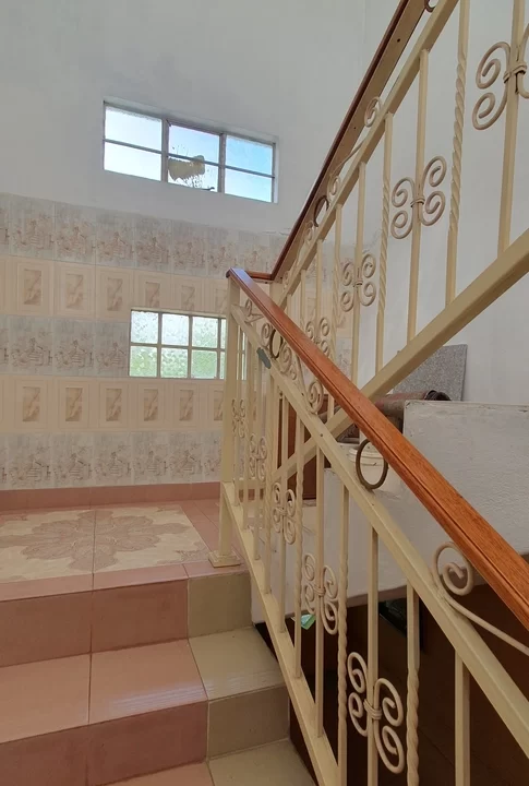 Fully Furnished 3-Bedroom House for Rent – La Louise, Quatre Bornes 10