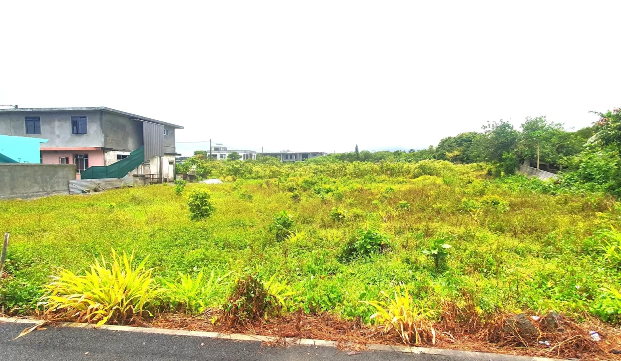 Prime Residential Plot for Sale – La Marie 1