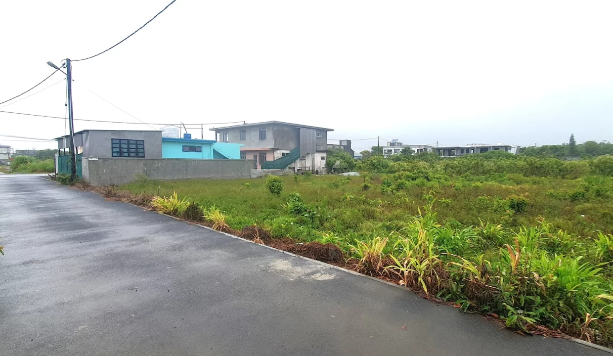 Prime Residential Plot for Sale – La Marie 5