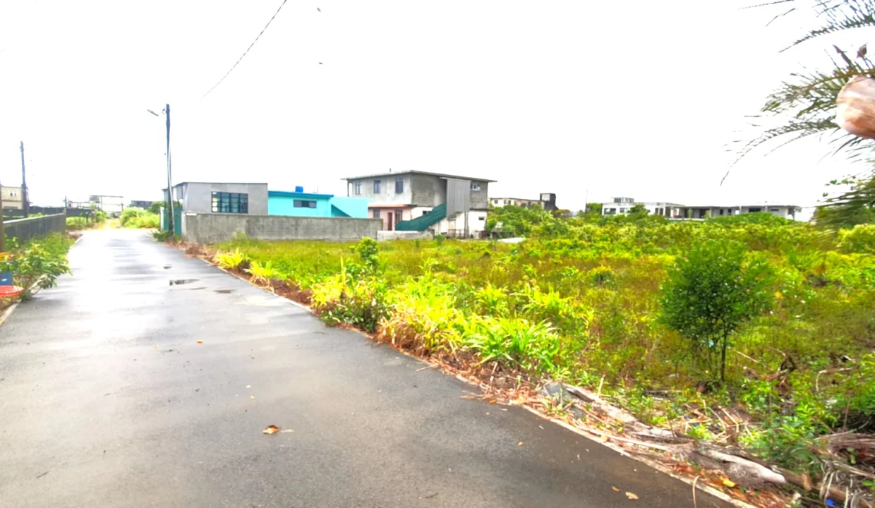 Prime Residential Plot for Sale – La Marie 7