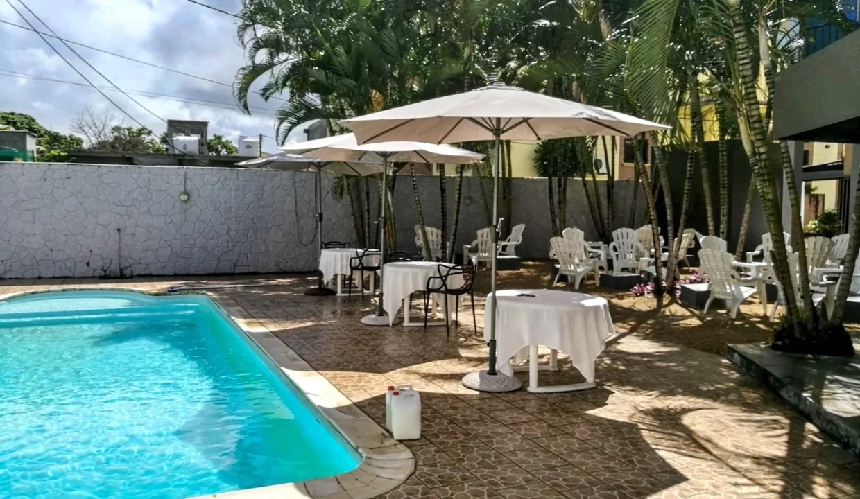 Exceptional Investment Opportunity in Quatre Bornes Luxurious Resort Hotel for Sale! 6