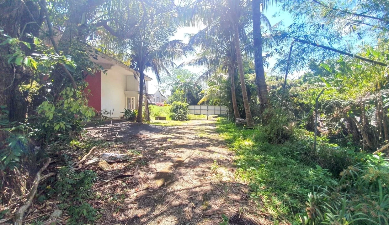 Exceptional Land For Sale in La Caverne, Vacoas 15