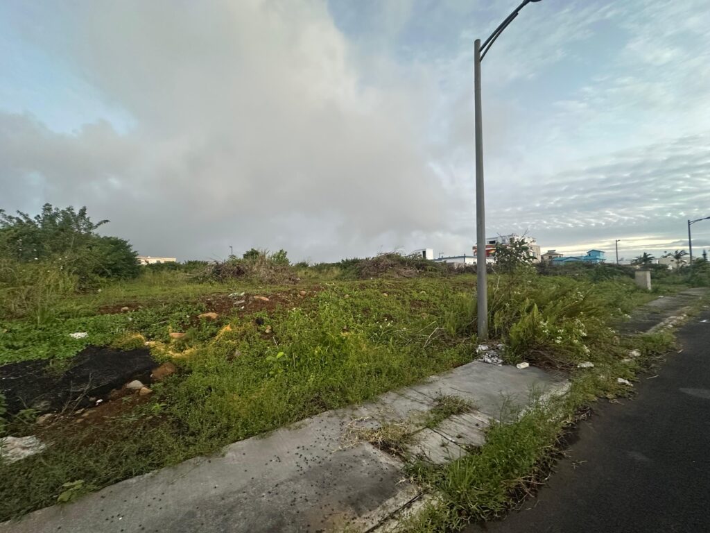 Prime Residential Land for Sale at Highland Rose