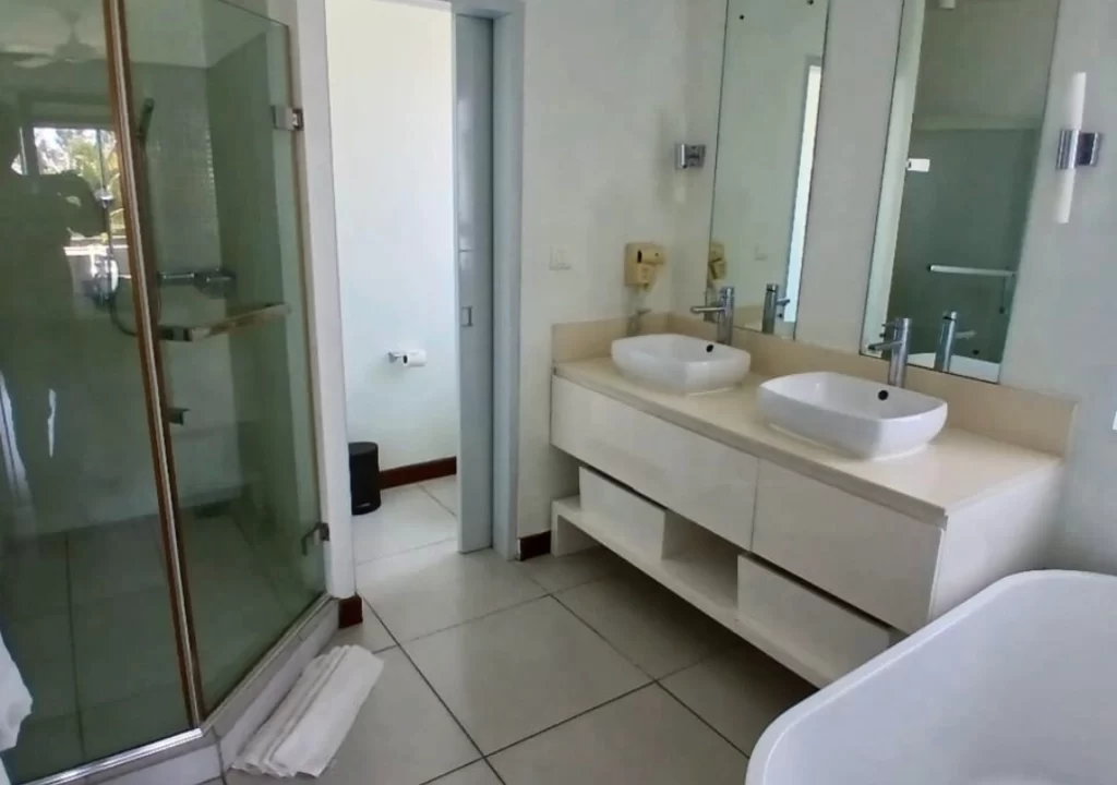 Luxurious apartment with sea view for Sale in Pointe aux Biches 14