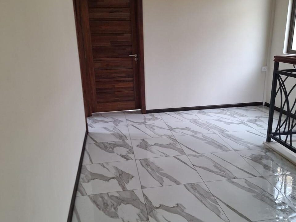 WhatsApp Image 2025-06-03 at 10.38.20 (1)