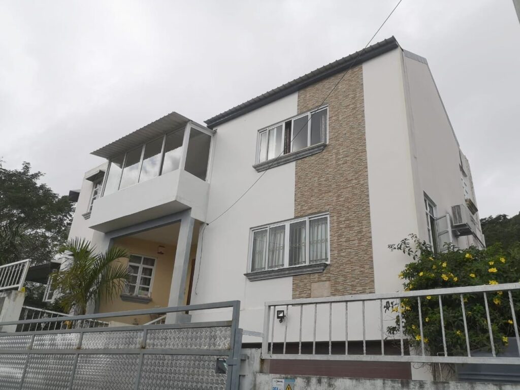 Magnificent 3-Bedroom House for Sale with Stunning Sea & Mountain Views – La Gaulette, Rivière Noire