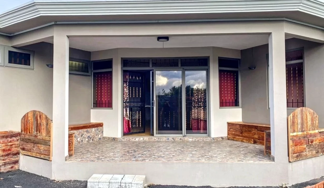 Commercial Space For Rent - Bassin Quatre Bornes 1