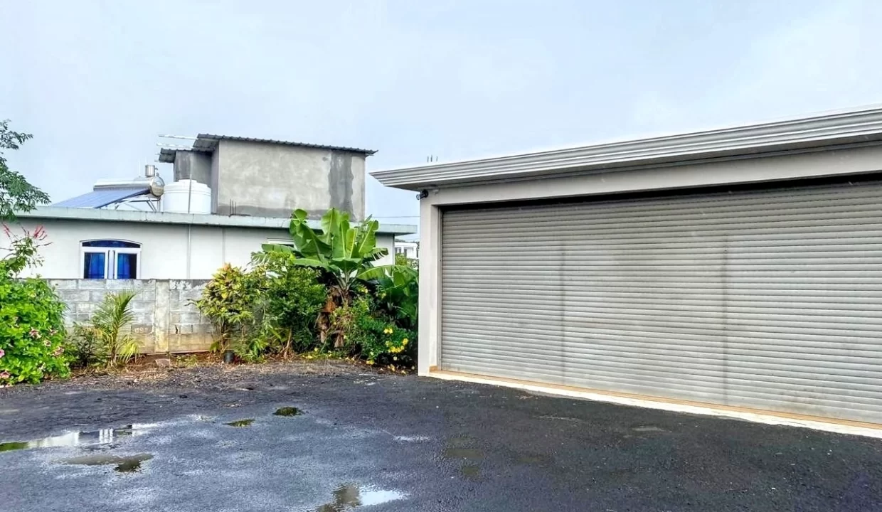 Commercial Space For Rent - Bassin Quatre Bornes 10