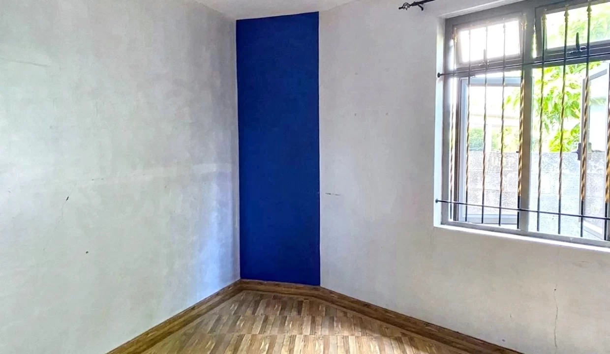 Commercial Space For Rent - Bassin Quatre Bornes 12