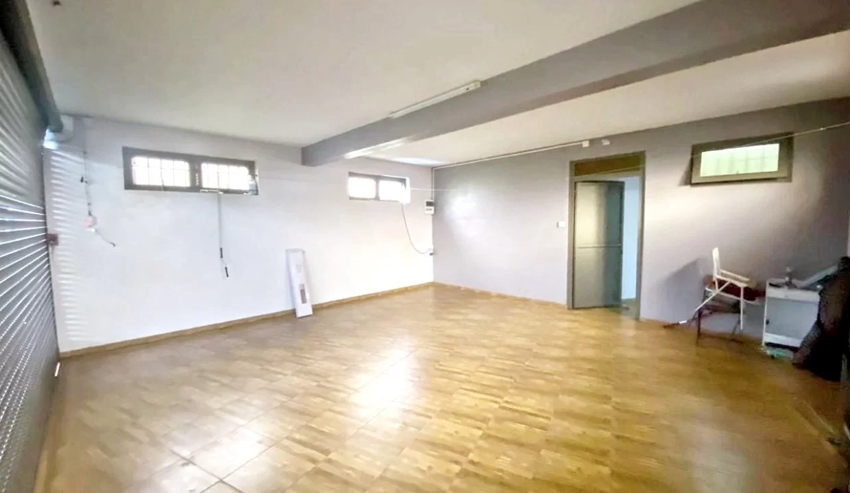 Commercial Space For Rent - Bassin Quatre Bornes 6