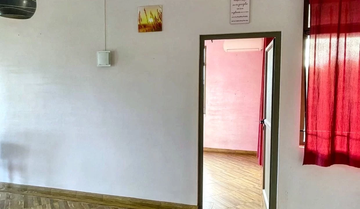 Commercial Space For Rent - Bassin Quatre Bornes 7