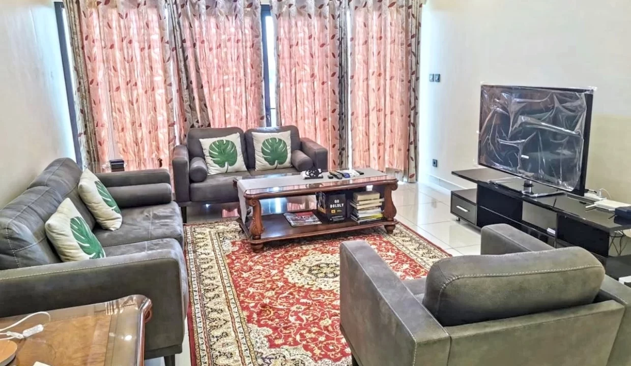 Elegant 3-Bedroom Apartment with Sea & Mountain View’s For Rent in Phoenix 5