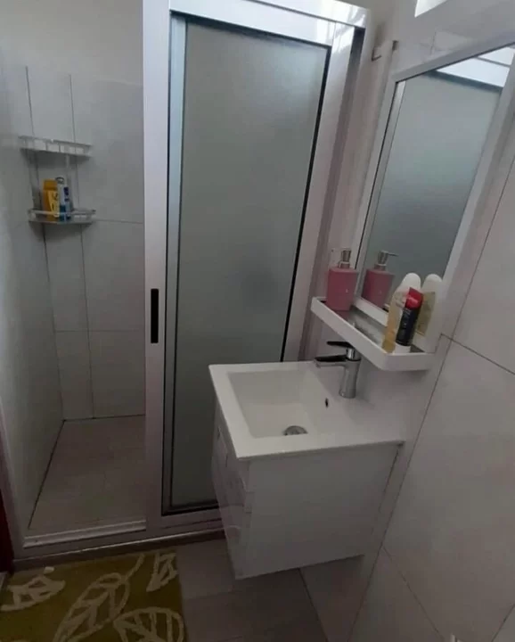 Exquisite 3-Bedroom Apartment with Terrace & Swimming Pool For Rent in Flic en Flac 10