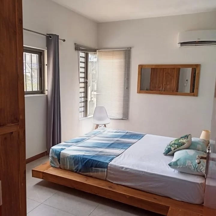 Exquisite 3-Bedroom Apartment with Terrace & Swimming Pool For Rent in Flic en Flac 6