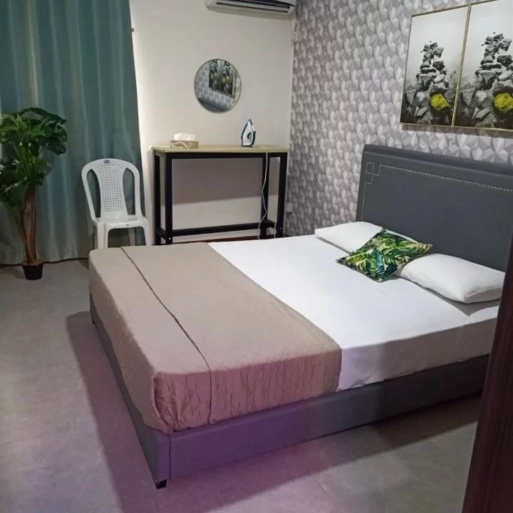 Exquisite 3-Bedroom Apartment with Terrace & Swimming Pool For Rent in Flic en Flac 7