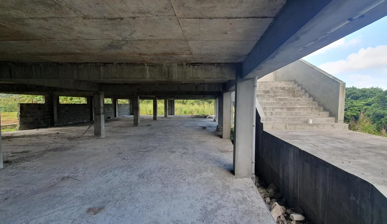 Fully Equipped Poultry Farm For Sale – La Martinière, Chamouny 10