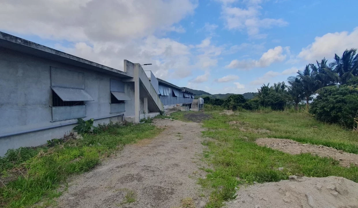 Fully Equipped Poultry Farm For Sale – La Martinière, Chamouny 4