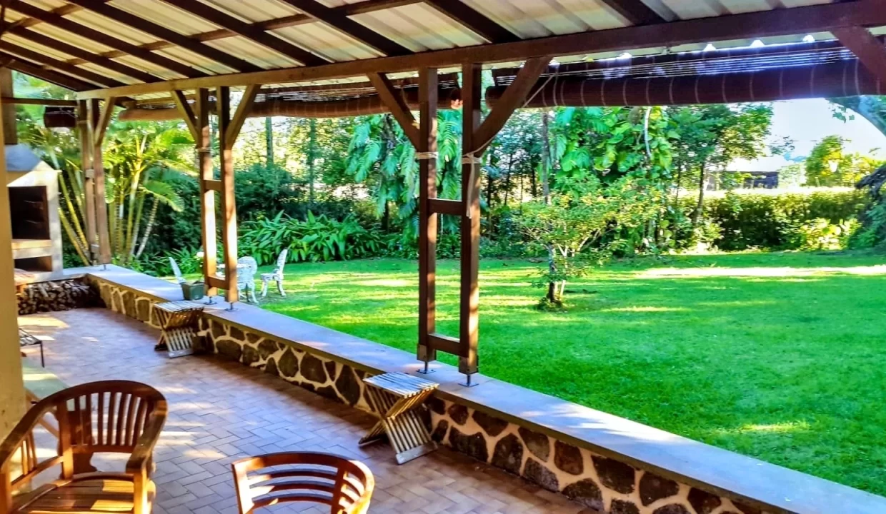 Large Land with Main House & Cottage for Sale - Curepipe 1