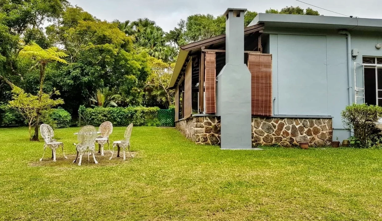 Large Land with Main House & Cottage for Sale - Curepipe 5