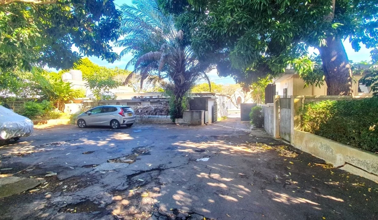 Residential & Commercial Property For Sale - in The Heart Of Beau Bassin 4