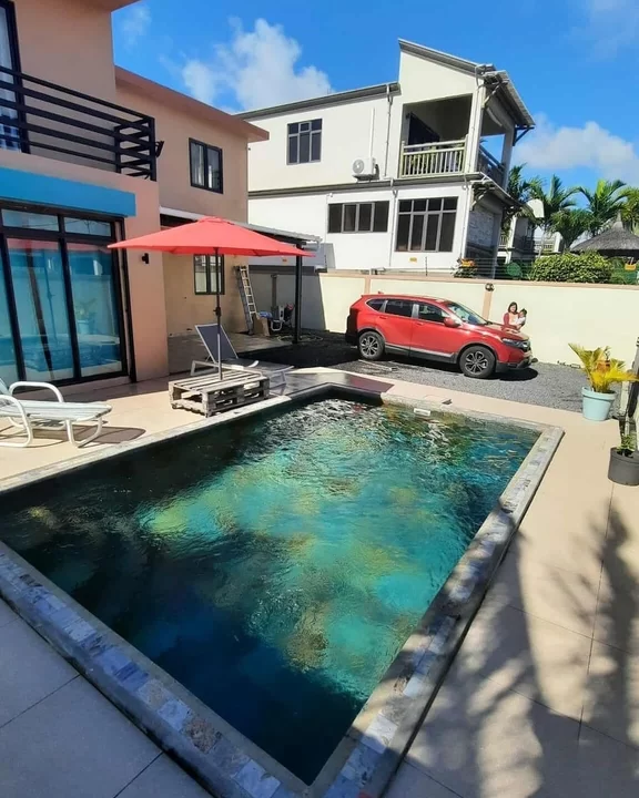 Elegant 4-Bedroom House With A Swimming Pool For Rent In Trou d’Eau Douce 10