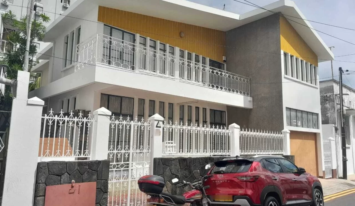 House For Sale In ward 4 Port Louis 1