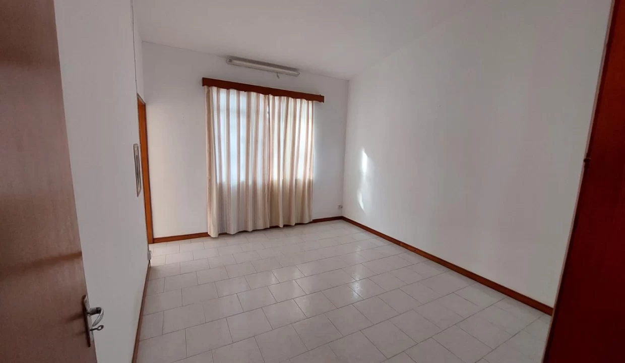 House For Sale In ward 4 Port Louis 6