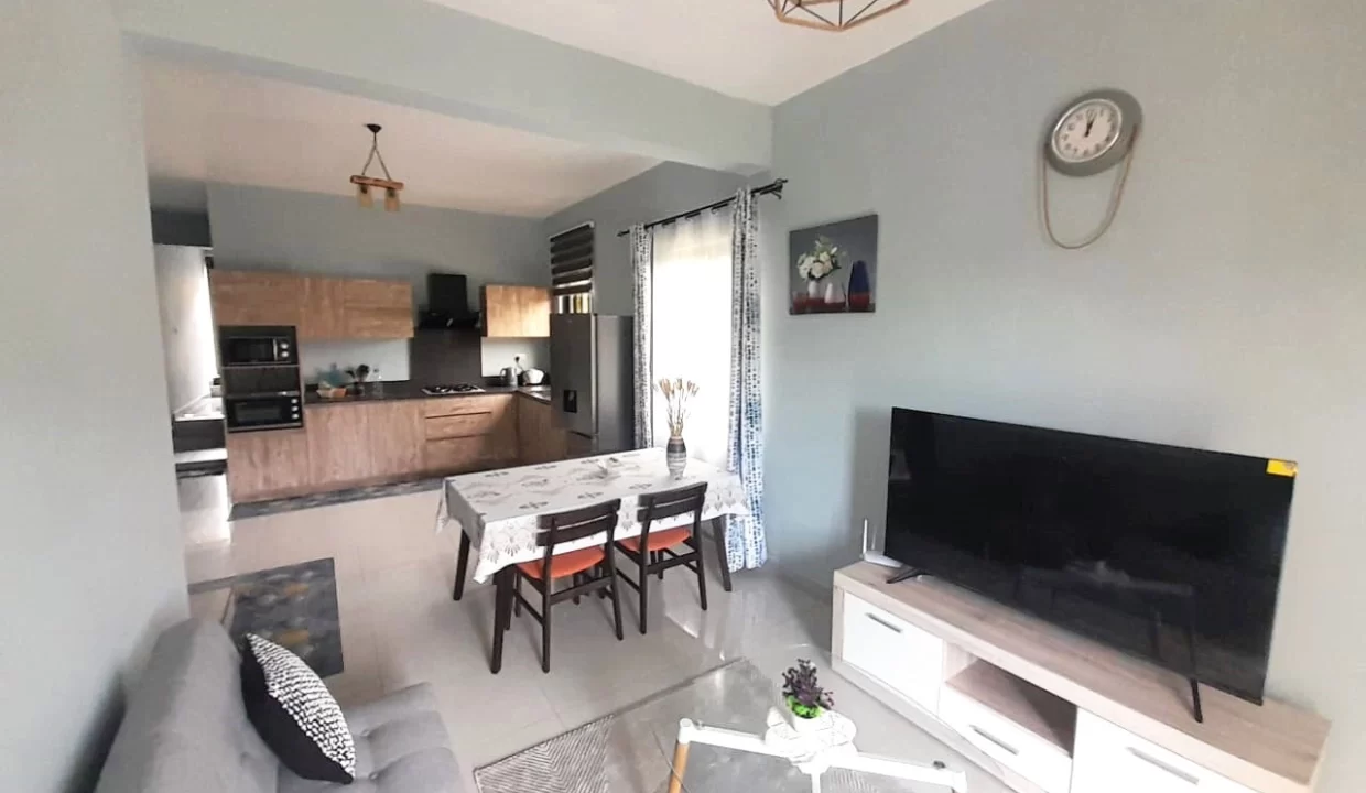 Luxurious One-Bedroom Apartment for Rent in Chentanay, Moka – Fully Furnished & Modern Living! 4