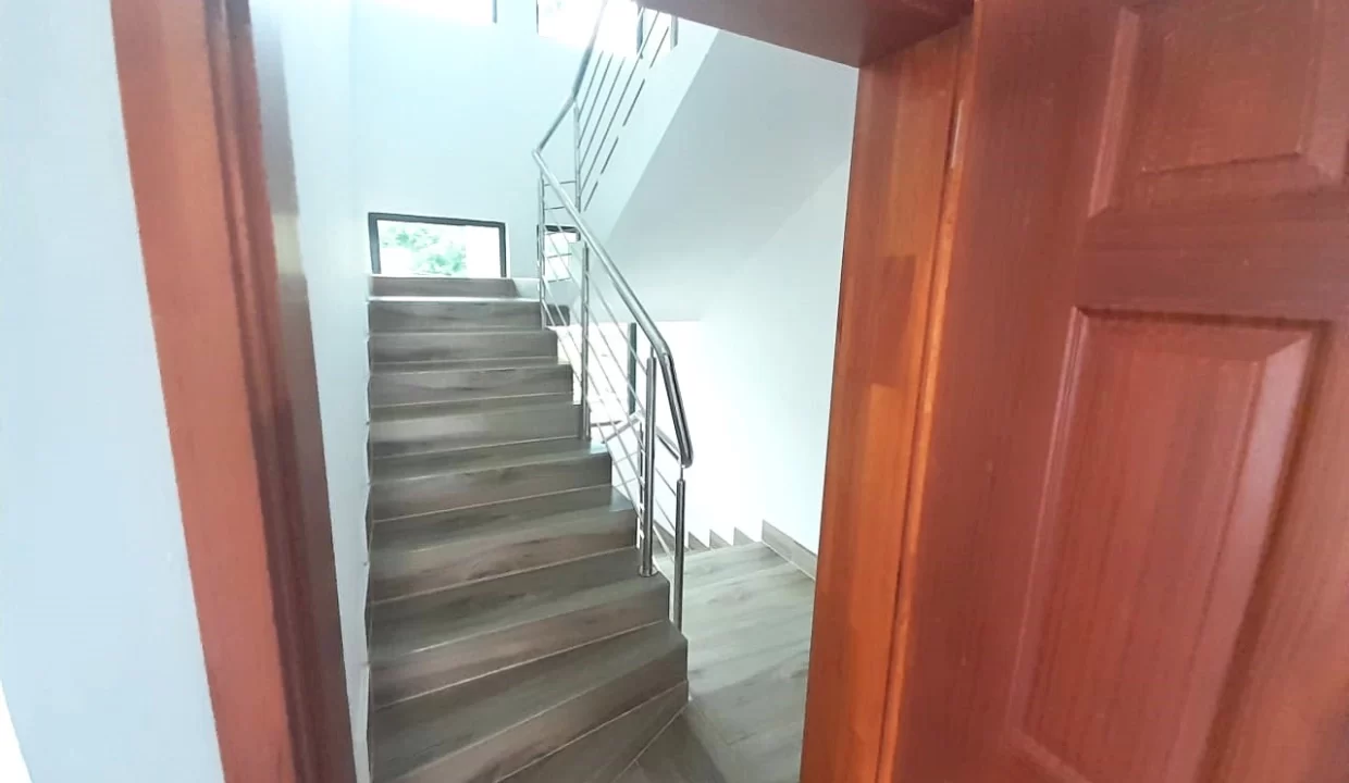 Luxurious One-Bedroom Apartment for Rent in Chentanay, Moka – Fully Furnished & Modern Living! 7