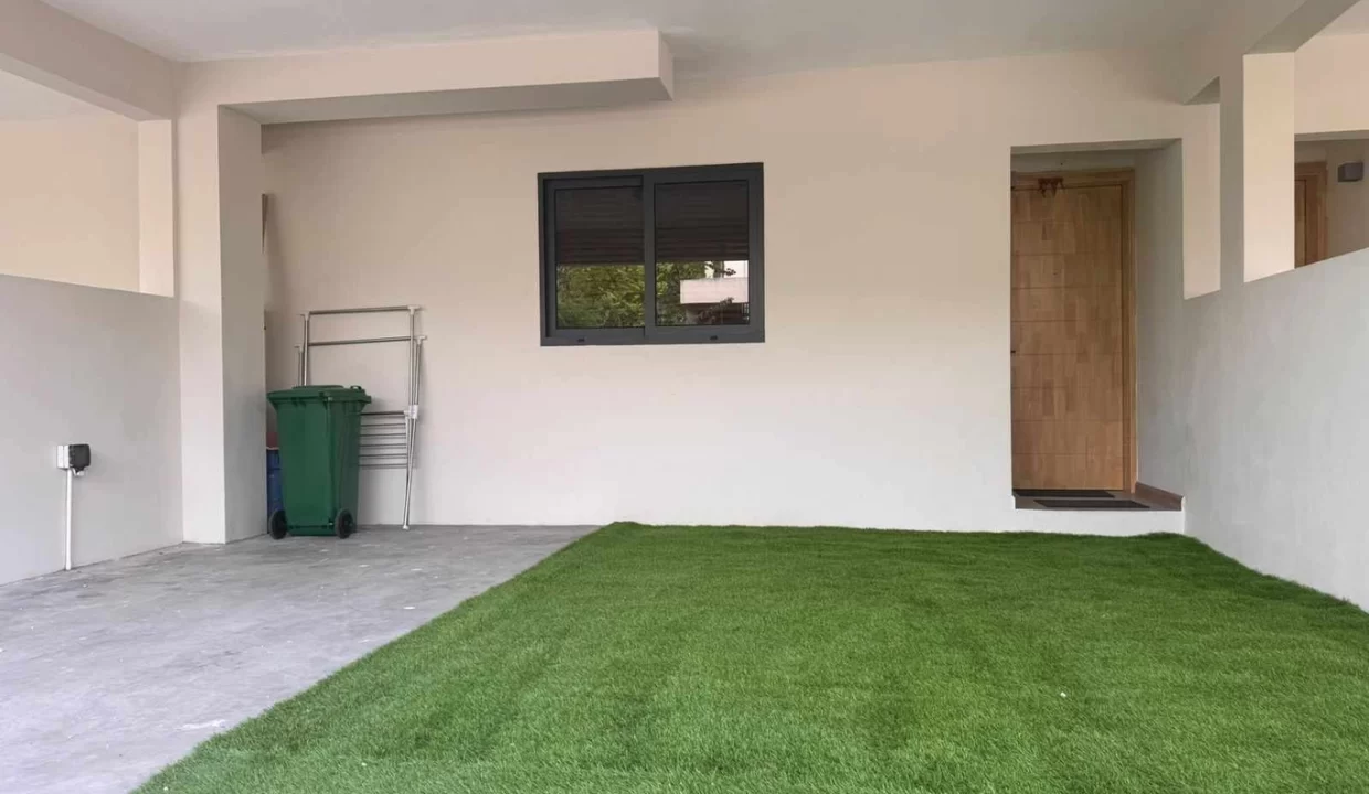 Brand New Luxury 4-Bedroom Duplex with Private Pool & Rooftop Terrace For Rent in Albion 11