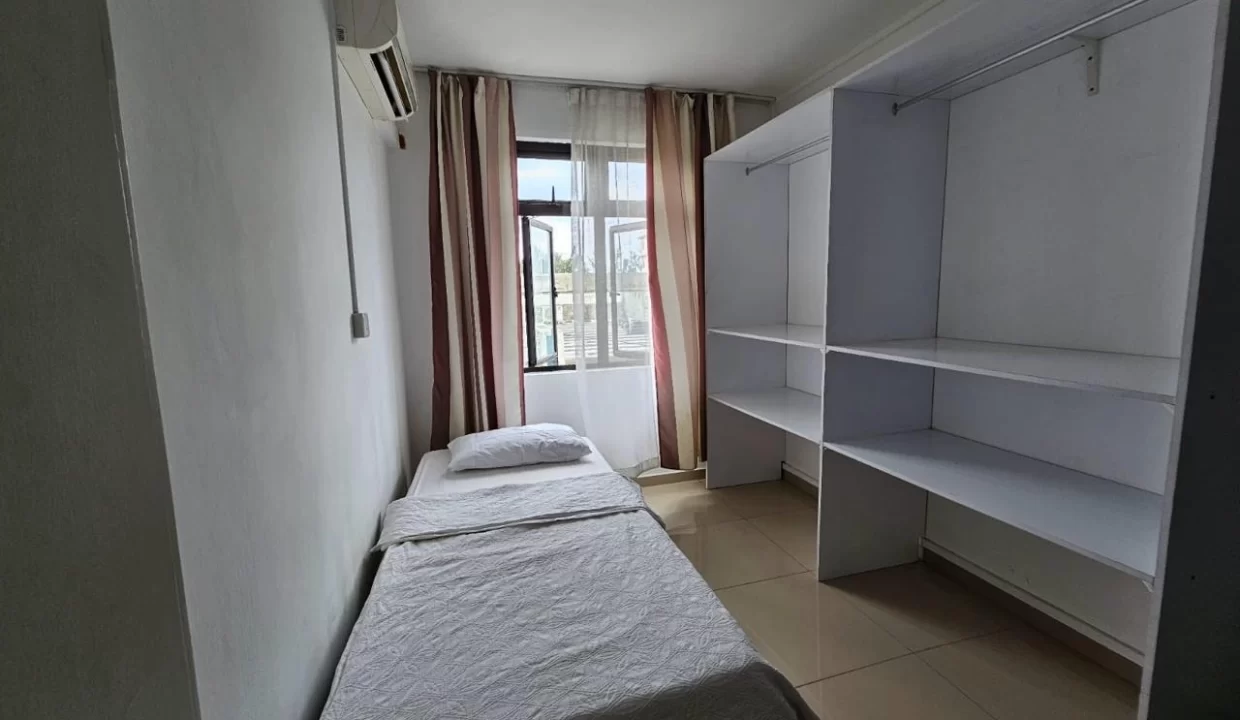 Elegant 3-Bedroom Apartment with Rooftop Swimming Pool & Gym For Rent in Flic en Flac 8