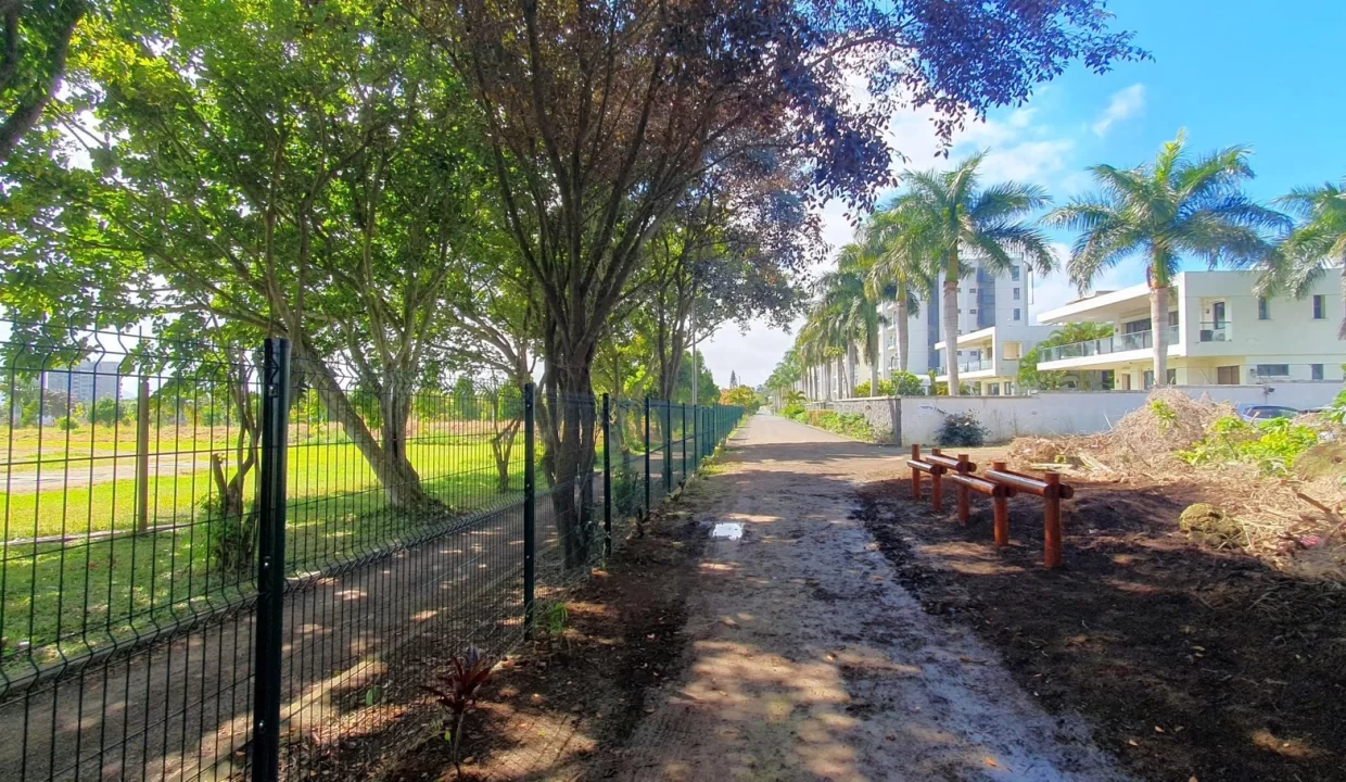 Freehold Residential Land For Sale – Sodnac 4