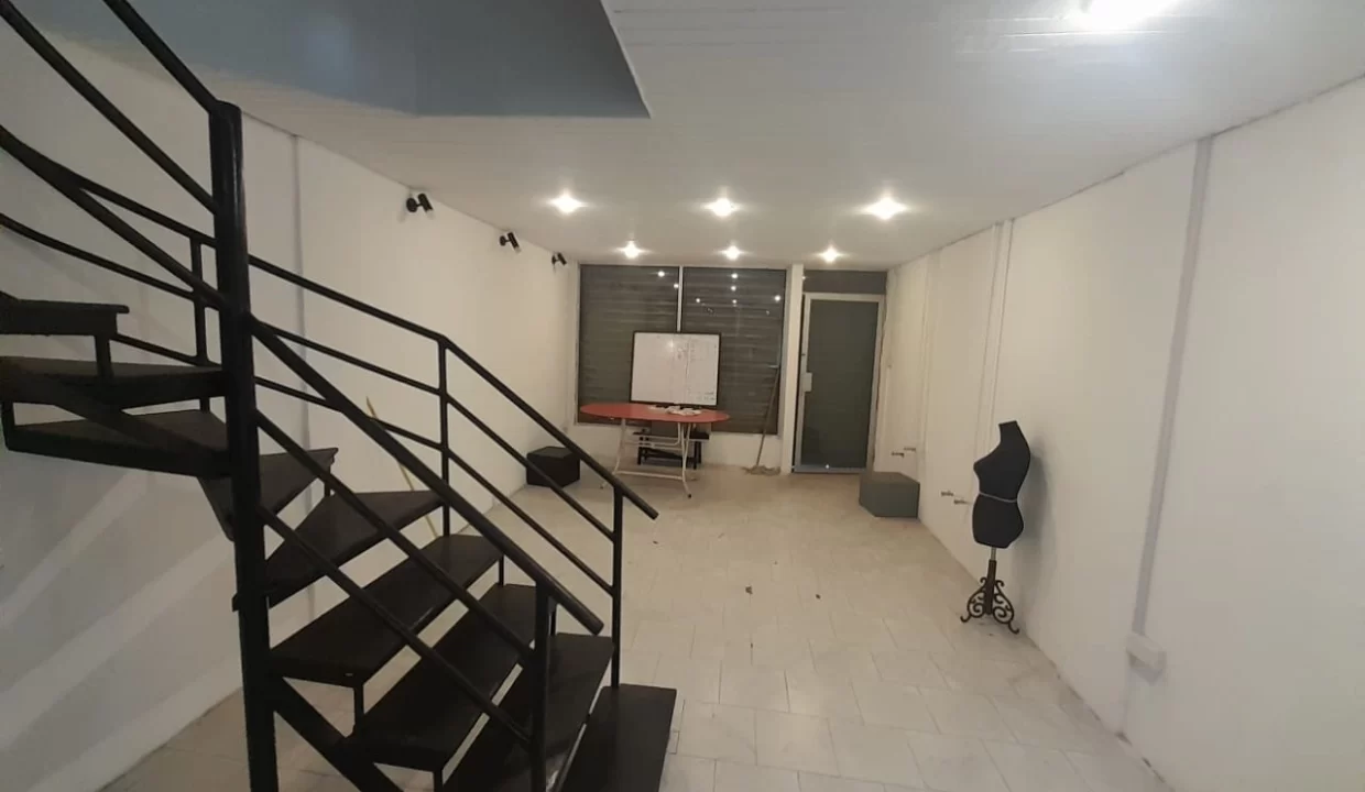 Ground Floor Commercial Space For Sale – George Town Complex, Quatre Bornes 2