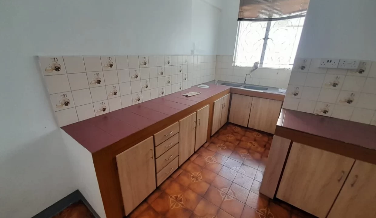 Prime Commercial or Residential Building for Sale in Port Louis 6