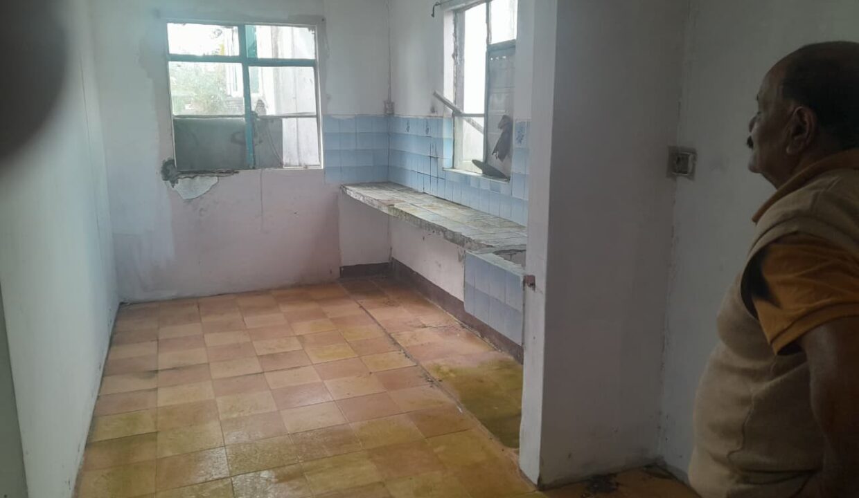 WhatsApp Image 2025-09-10 at 10.48.01