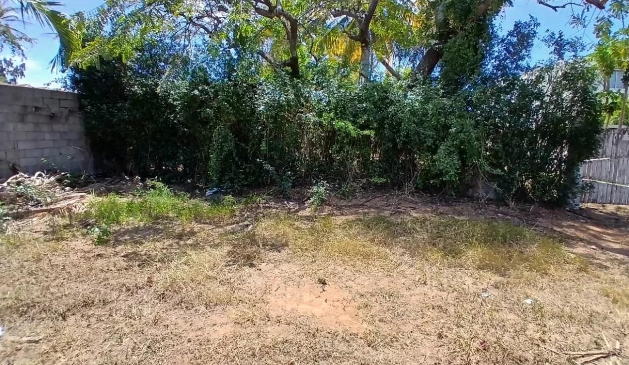 Beachfront Land For Sale – Pointe aux Biches 3